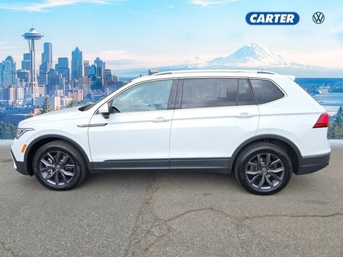 Used 2022 Volkswagen Tiguan SE AWD/4WD image 6