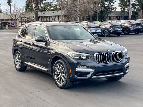 Used 2019 BMW X3 xDrive30i w/ Driving Assistance Package image 5