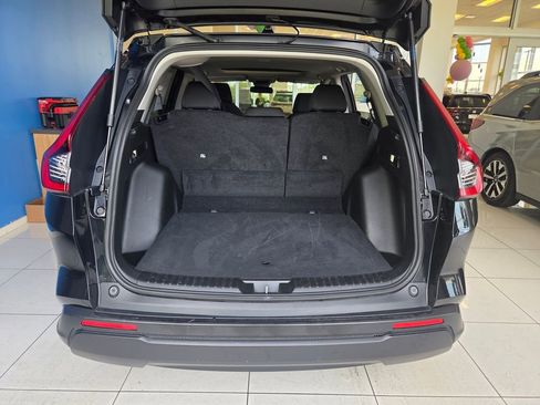 Certified 2025 Honda CR-V EX image 9