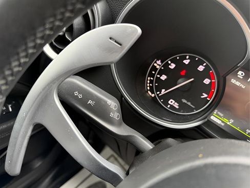 Used 2018 Alfa Romeo Stelvio Ti Sport image 46