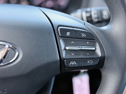 Certified 2023 Hyundai Kona SE image 36