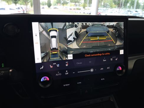New 2026 Lexus GX 550 AWD/4WD image 19