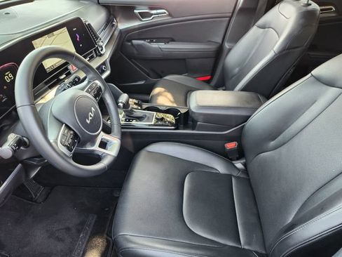 Used 2023 Kia Sportage EX FWD image 13