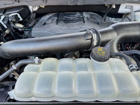 Used 2022 Ford F150 Lariat w/ Equipment Group 501A Mid image 32