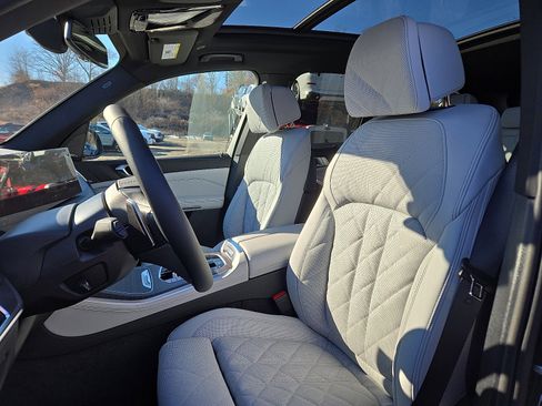 New 2026 BMW X5 xDrive40i image 6