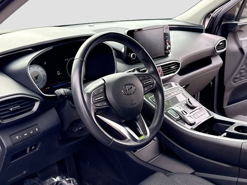 Used 2021 Hyundai Santa Fe SEL w/ Convenience Package image 4