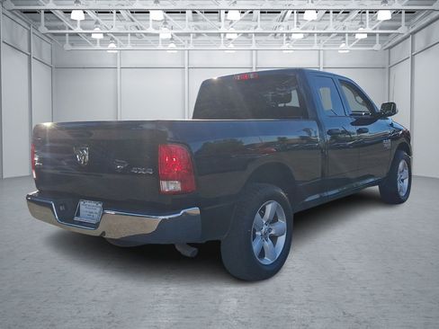 Used 2024 RAM 1500 Classic SLT AWD/4WD image 5