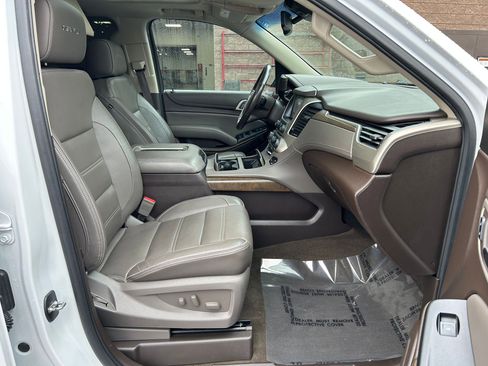 Used 2018 GMC Yukon XL Denali w/ Open Road Package AWD/4WD image 33