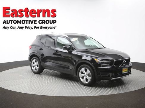 Used 2019 Volvo XC40 T5 Momentum AWD/4WD image 47