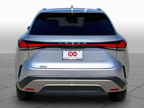 Used 2025 Lexus RX 350 Premium FWD image 5