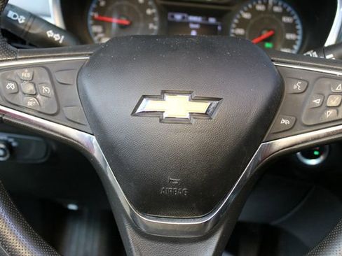 Used 2019 Chevrolet Equinox LS w/ LS Convenience Package FWD image 20