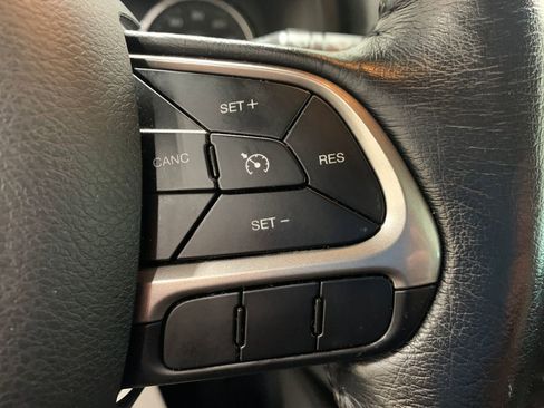 Used 2021 Jeep Renegade Limited image 15