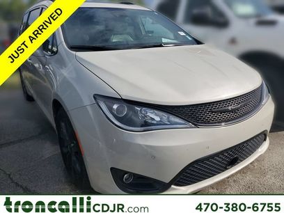 Certified 2019 Chrysler Pacifica Limited w/ Advanced Safetytec Group