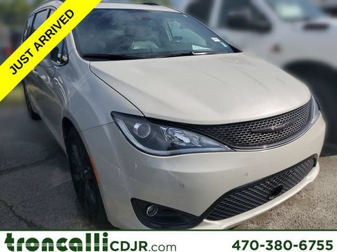 Certified 2019 Chrysler Pacifica Limited w/ Advanced Safetytec Group FWD image 1