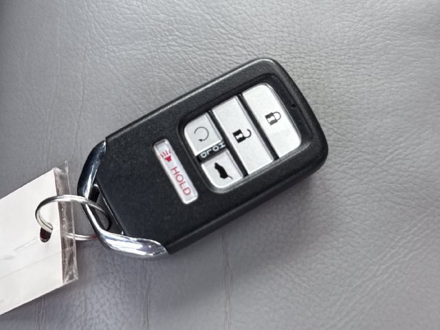 Used 2021 Honda Pilot Touring image 29