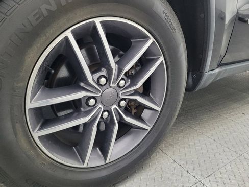 Used 2019 Jeep Grand Cherokee Limited image 31