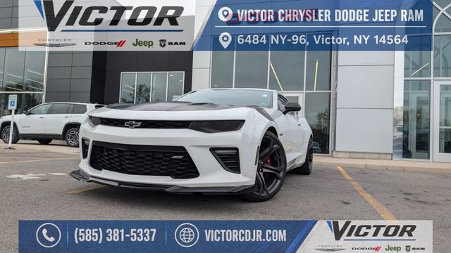 Used 2018 Chevrolet Camaro SS RWD image 1