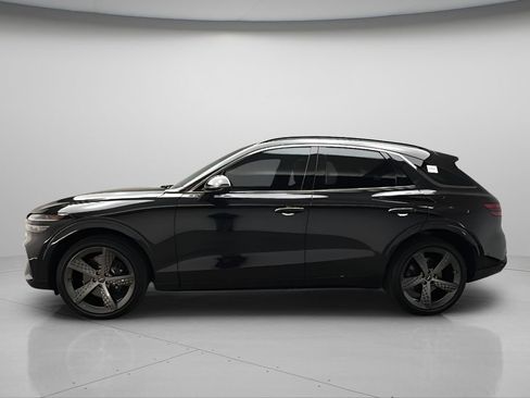 Certified 2023 Genesis GV70 2.5T w/ Sport Prestige Package AWD/4WD image 3