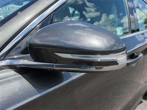 Certified 2025 Genesis G70 2.5T image 11