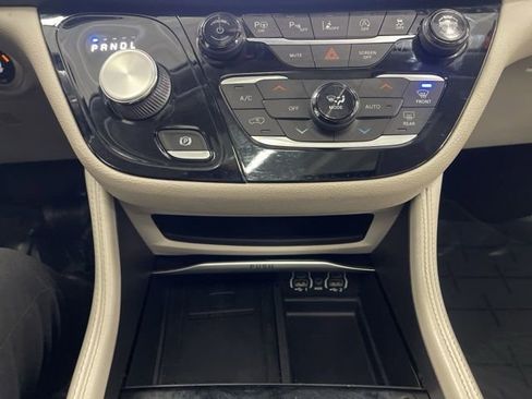Used 2021 Chrysler Pacifica Limited w/ Premium & Safety Sphere Group AWD/4WD image 44