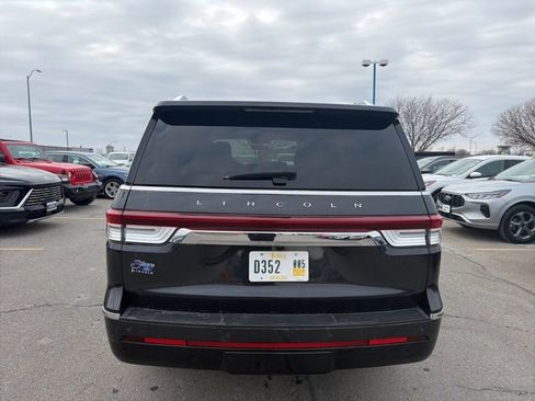 Certified 2022 Lincoln Navigator Reserve image 5