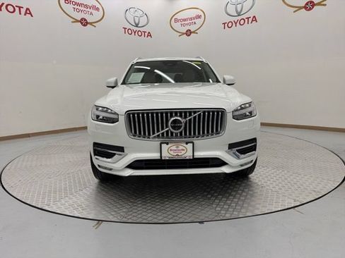 Used 2025 Volvo XC90 B6 Plus w/ Protection Package Premier AWD/4WD image 4