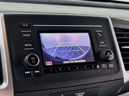 Used 2019 Honda Ridgeline RTL image 16