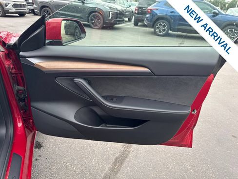 Used 2022 Tesla Model 3 Long Range AWD/4WD image 10