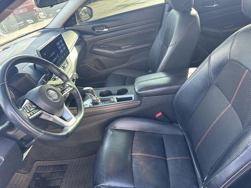 Used 2019 Nissan Altima 2.5 SR image 12