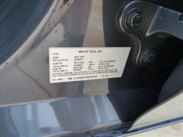 Used 2021 Tesla Model Y Long Range AWD/4WD image 25