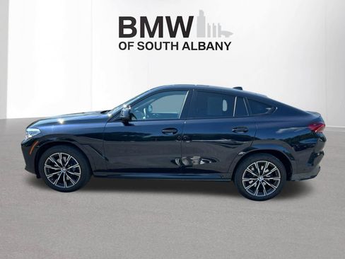Used 2023 BMW X6 xDrive40i w/ M Sport Package AWD/4WD image 2