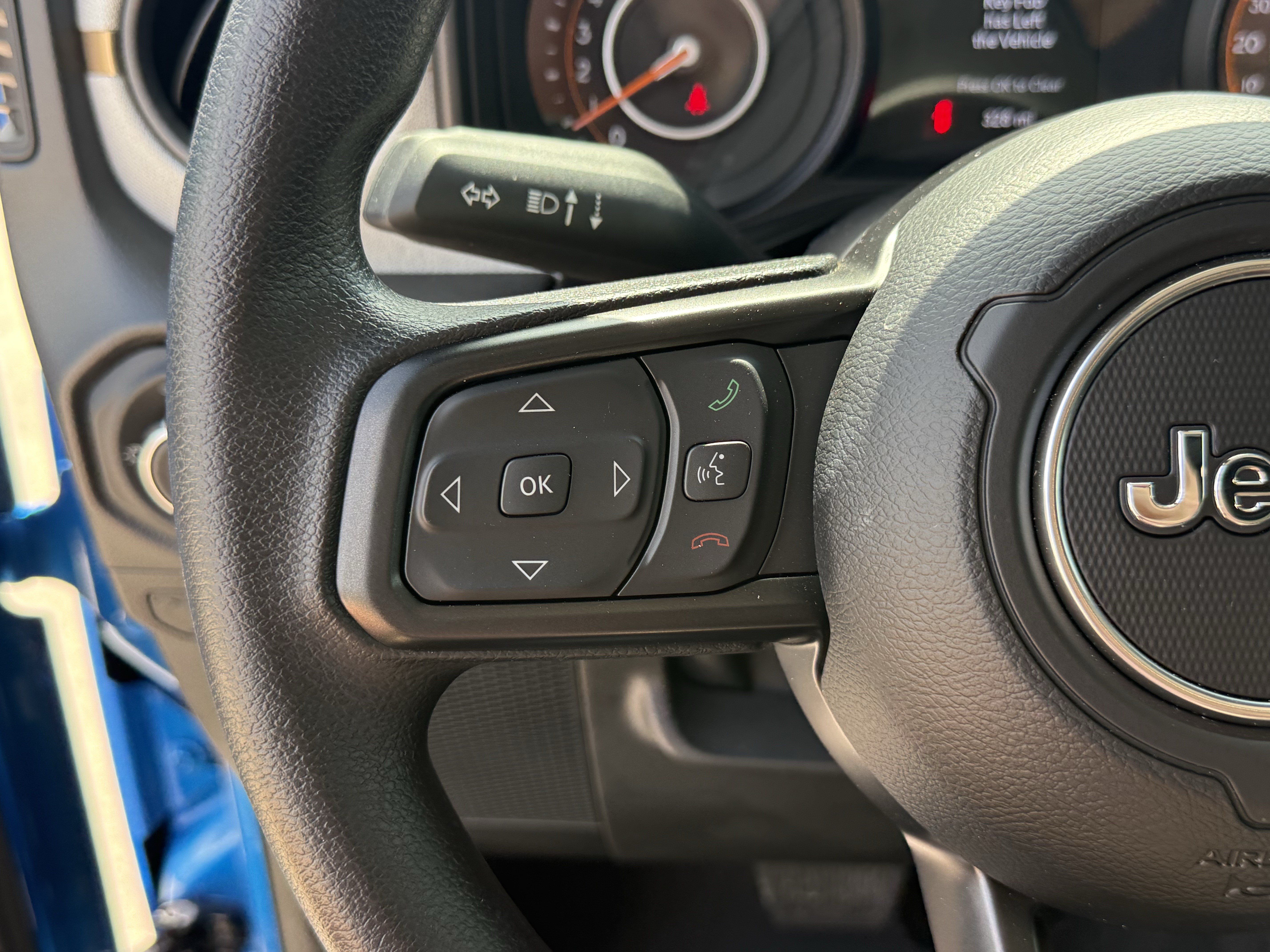 Used 2026 Jeep Wrangler Sport AWD/4WD image 17