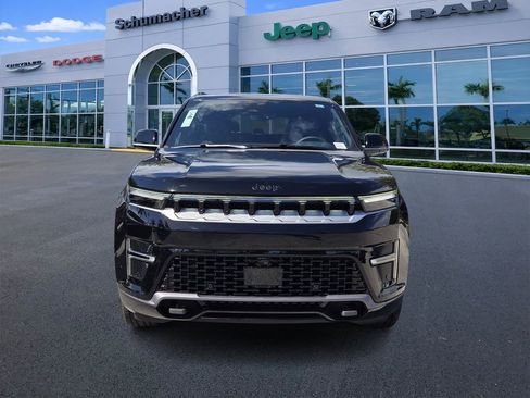 New 2026 Jeep Grand Wagoneer L 4WD w/ HD Trailer Tow Package image 2