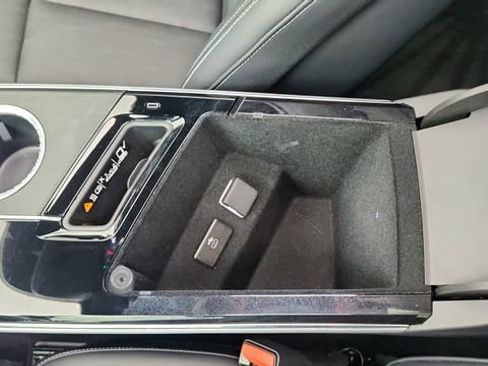 Used 2024 Cadillac Lyriq Sport image 56