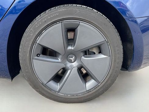 Used 2022 Tesla Model 3 image 18