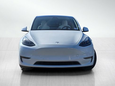 Used 2022 Tesla Model Y Performance AWD/4WD image 2