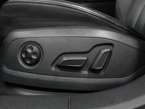 Used 2017 Audi A4 2.0T Premium Plus image 17