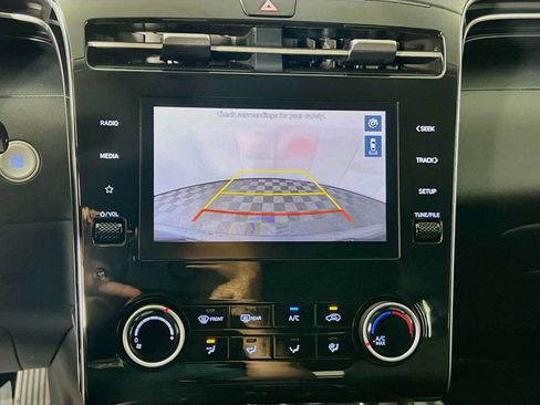 Certified 2023 Hyundai Tucson SEL AWD/4WD image 13