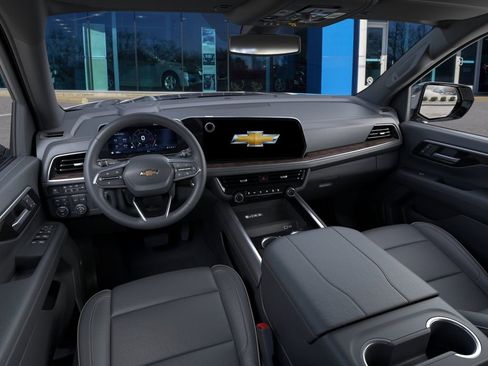 New 2026 Chevrolet Tahoe Premier w/ Sun And Tow Package AWD/4WD image 15