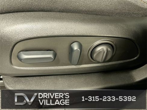 Used 2022 Chevrolet Equinox LT image 10