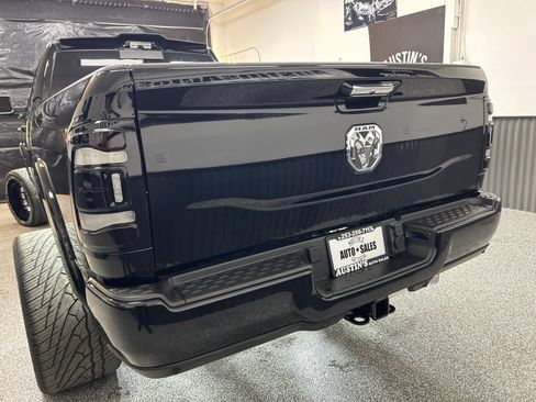 Used 2022 RAM 3500 Limited AWD/4WD image 5