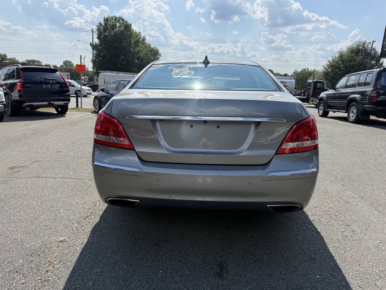 Used 2012 Hyundai Equus Signature RWD image 6