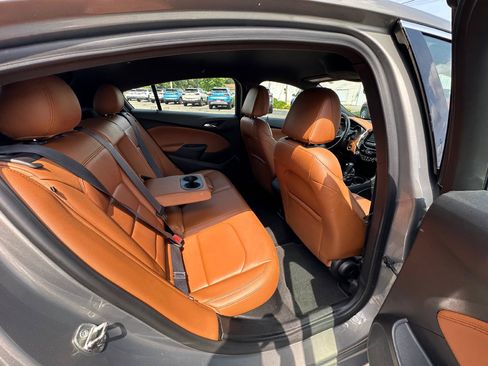 Certified 2017 Chevrolet Cruze Premier FWD image 25