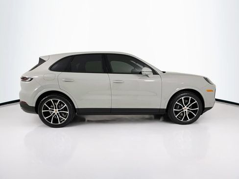 New 2026 Porsche Cayenne AWD/4WD image 8