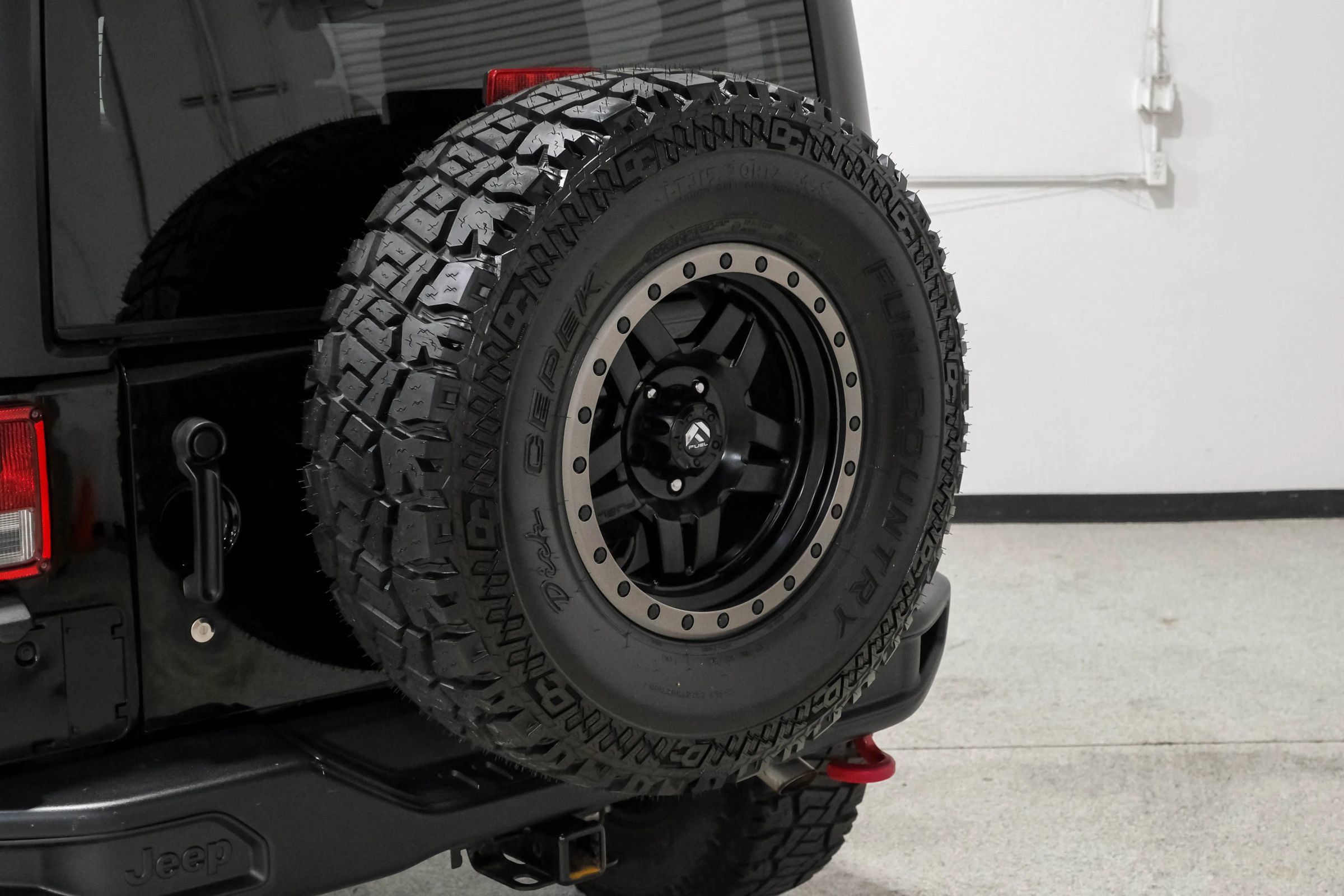 Used 2016 Jeep Wrangler Rubicon AWD/4WD image 68
