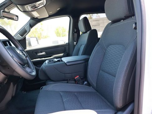 New 2026 RAM 1500 Express AWD/4WD image 16