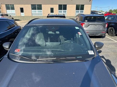 Used 2024 Ford Escape ST-Line w/ Tech Pack #1 AWD/4WD image 8