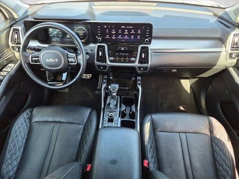 Used 2023 Kia Sorento SX AWD/4WD image 19