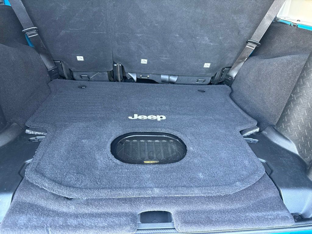 Used 2017 Jeep Wrangler Unlimited Sport AWD/4WD image 16