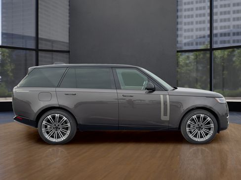 New 2026 Land Rover Range Rover Long Wheelbase SE AWD/4WD image 6